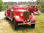 Morrison 1935 Chevy 2 May 2008.JPG